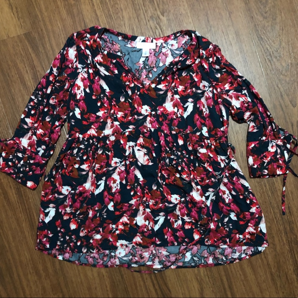 Motherhood Maternity floral long sleeve deep v-neck flowy blouse w/ties size M